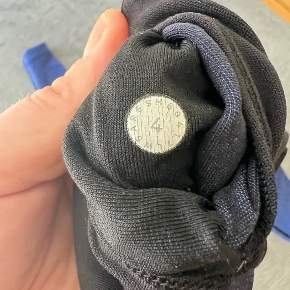 Lululemon Align high rise ombré blue/Black leggings - 4 - Picture 3 of 5